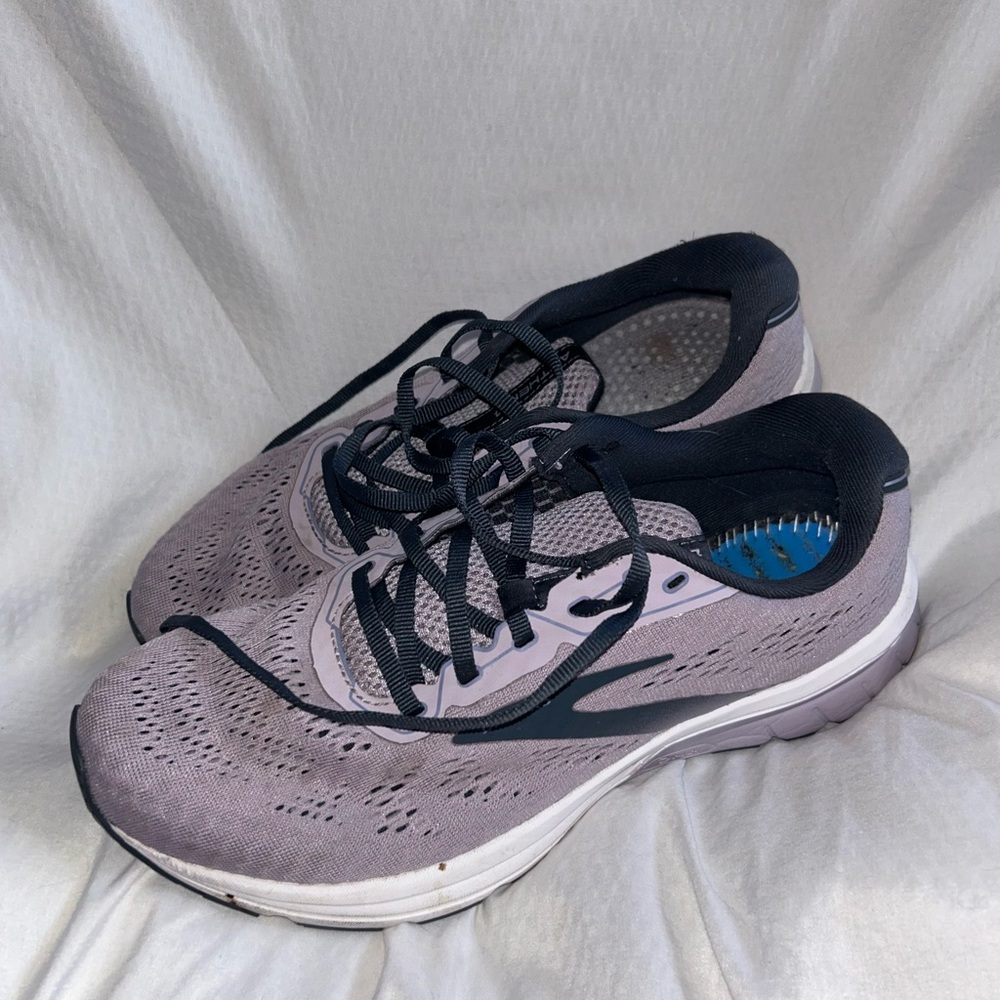 Brooks Women's size 10 Running Athletic Shoes - Black and Light purple